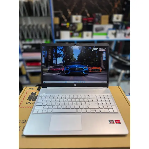 HP Laptop 15s-eq2xxx Ryzen 7 5700U 8GB 512GB SSD